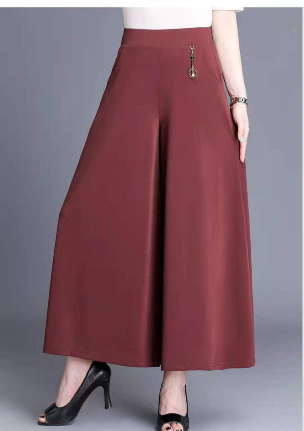 1692498329945615.jpg 78e4f296-7b58-4238-9944-2d08c71abc3f.jpg