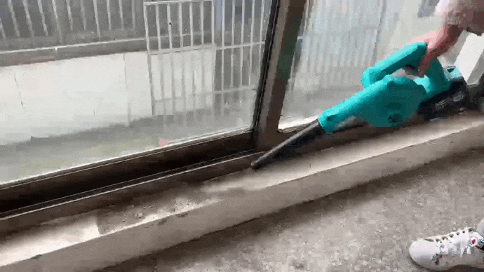 1700547852701147.gif
